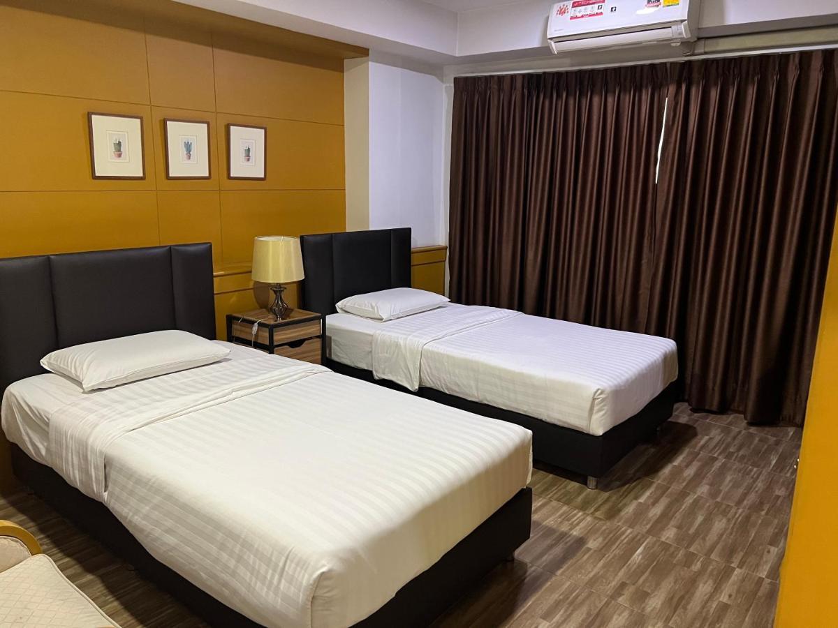 Mall Suites Hotel Bangkok Exteriör bild