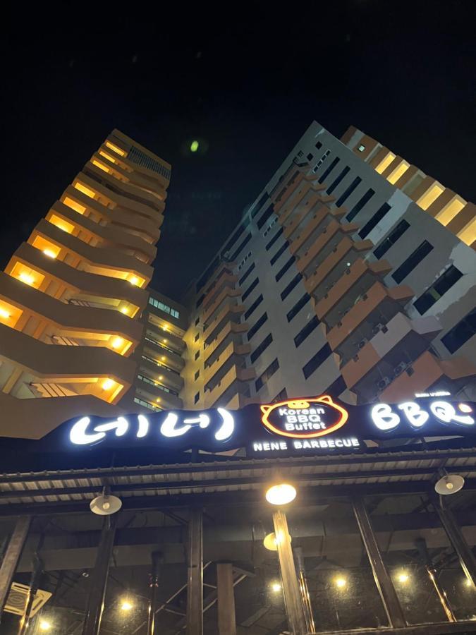 Mall Suites Hotel Bangkok Exteriör bild