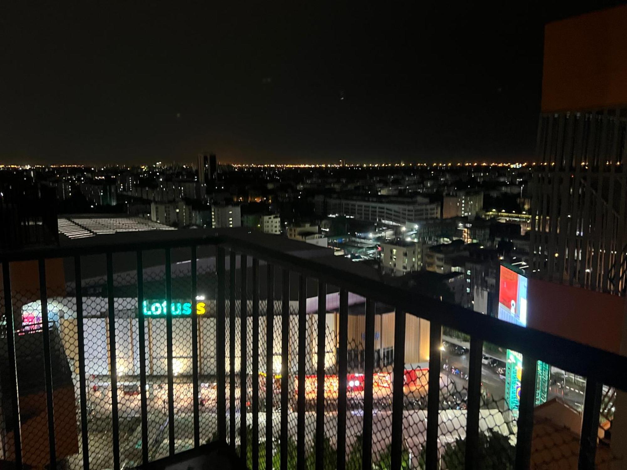Mall Suites Hotel Bangkok Exteriör bild