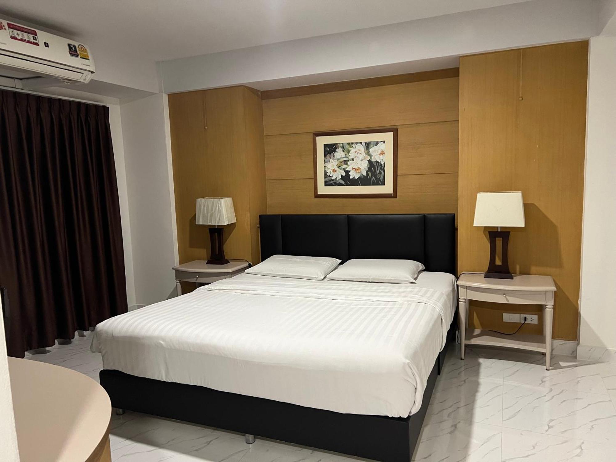 Mall Suites Hotel Bangkok Exteriör bild
