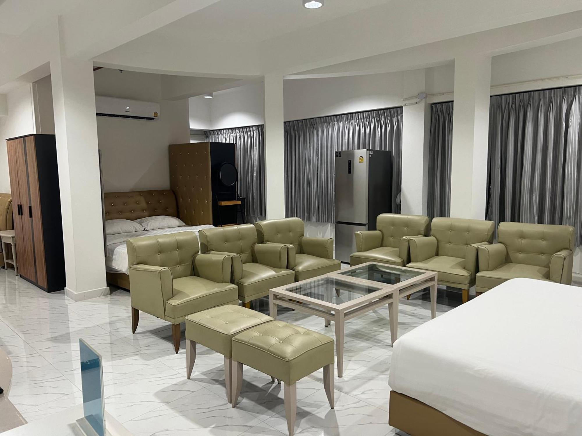 Mall Suites Hotel Bangkok Exteriör bild